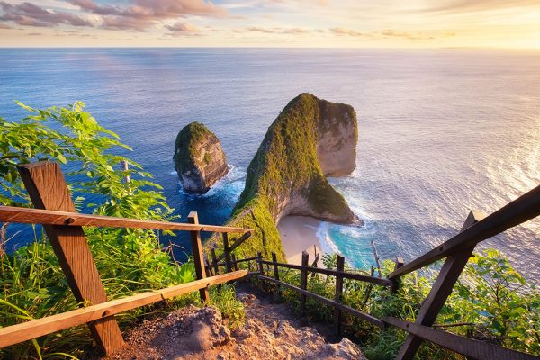 Paket One Day Tour Nusa Penida