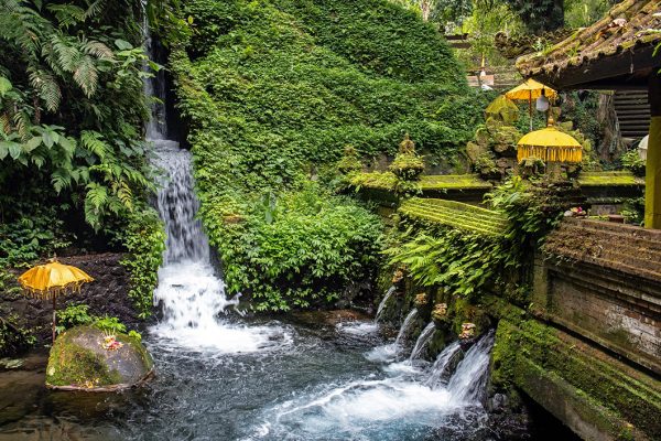 Paket Tour Melukat - Umah Bali